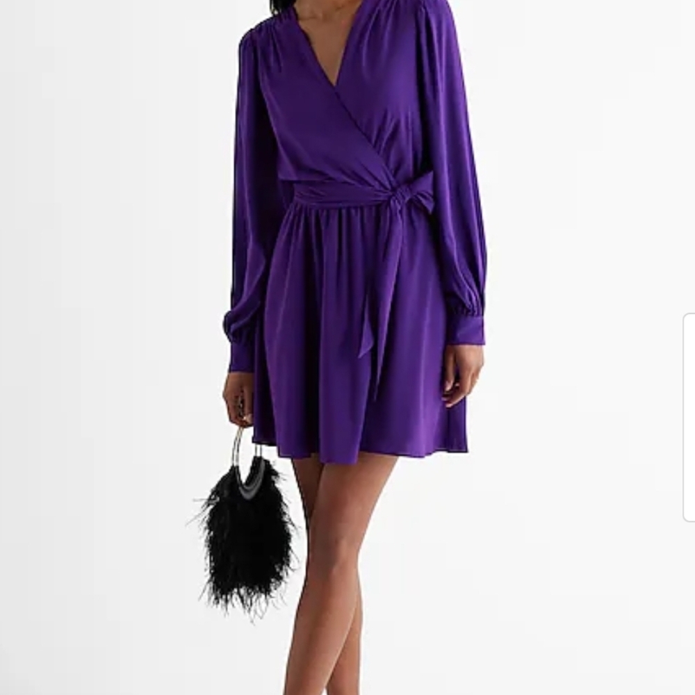 EXPRESS Satin V-Neck Long Sleeve Tie Waist Mini Dress *NWT*